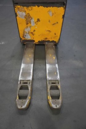 永恒力低升降卡车耕耘机