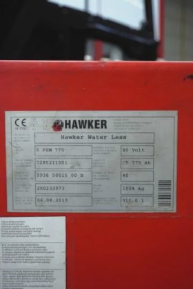 林德四轮前叉车