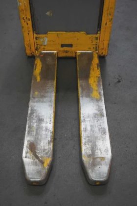 永恒力低升降卡车耕耘机