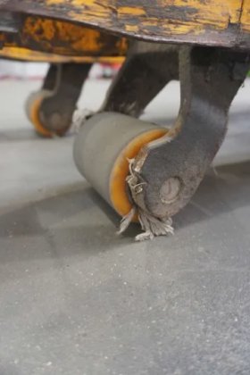 永恒力低升降卡车耕耘机