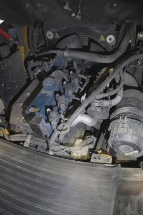 永恒力四轮前叉车