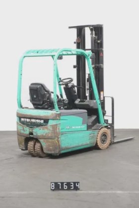 三菱三向前置叉车