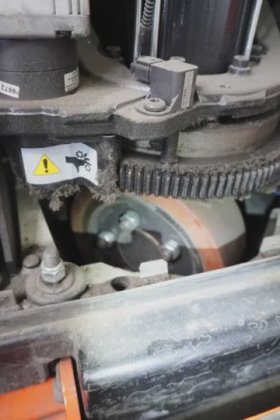 丰田高举升卡车牵引杆