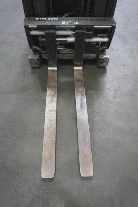 丰田高举升卡车牵引杆