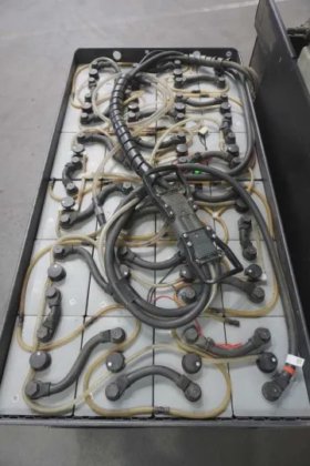 丰田高架窄通道堆垛机