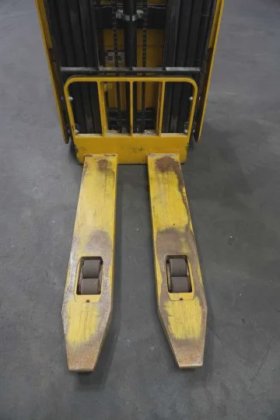 Yale 高举货物牵引臂