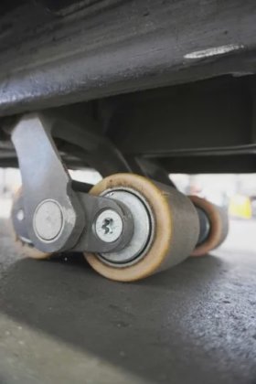 永恒力低位拣选机