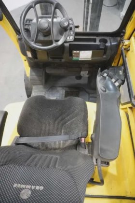 海斯特四轮前装载机