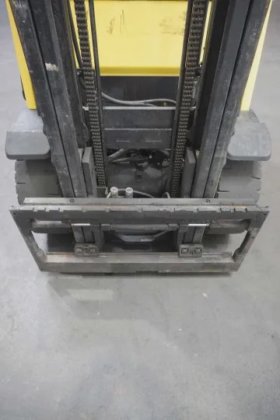 海斯特四轮前装载机