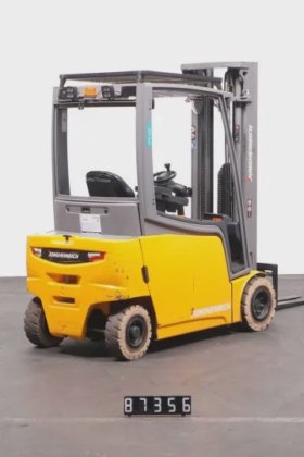 永恒力四轮前叉车