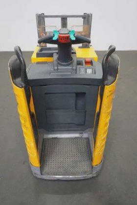 永恒力高举升卡车驾驶室