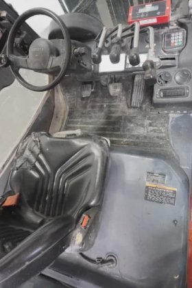 丰田四轮前装载机