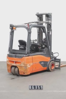 林德三轮前叉车