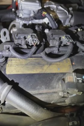 耶鲁四轮前装载机