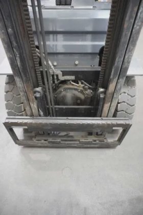 丰田四轮前装载机