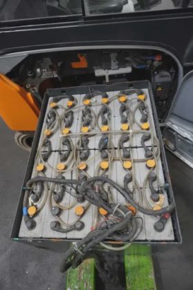 STILL 四轮前装载机