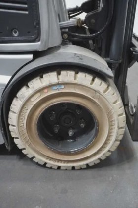 STILL 四轮前装载机