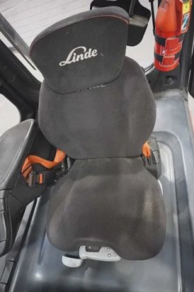 林德四轮前叉车