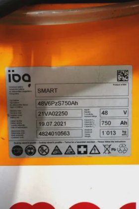 永恒力三轮前叉车