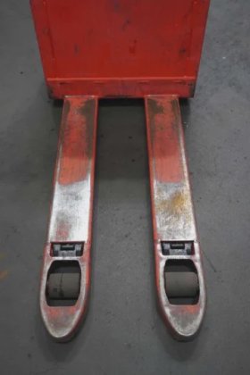 林德低叉车牵引杆