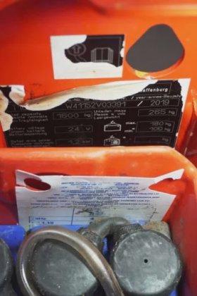 林德低叉车牵引杆