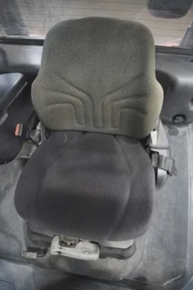 林德四轮前叉车