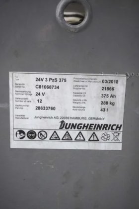 永恒力高举升卡车驾驶室