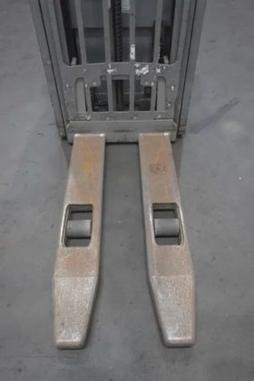 永恒力高举升卡车驾驶室