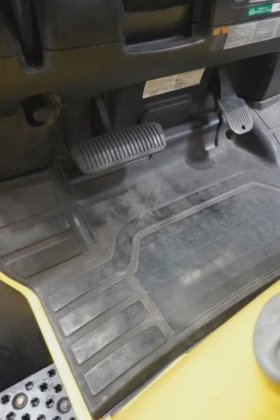 海斯特四轮前装载机