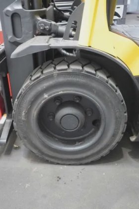 海斯特四轮前装载机