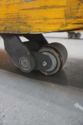 永恒力低升降卡车耕耘机