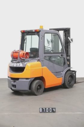 丰田四轮前装载机