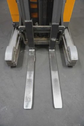 永恒力前移式叉车