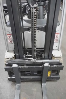 STILL 三轮前装载机