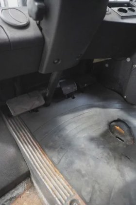 林德四轮前叉车