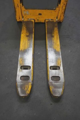 永恒力低升降卡车耕耘机