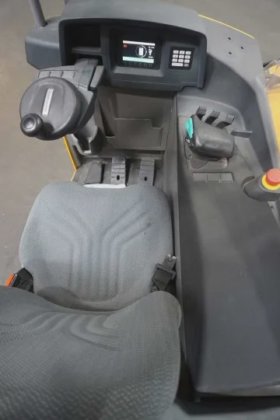 永恒力前移式叉车