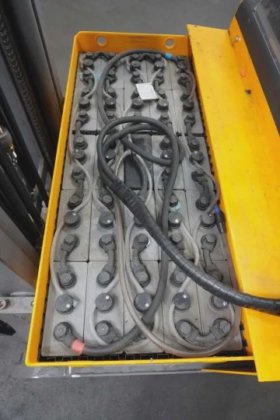 永恒力前移式叉车