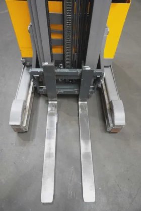 永恒力前移式叉车