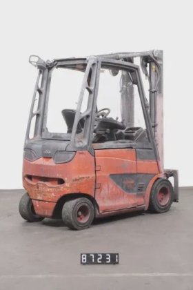 林德四轮前叉车