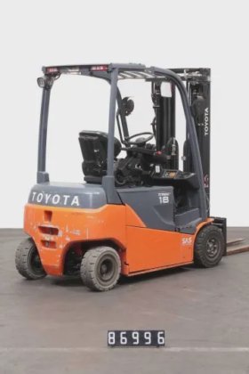 丰田四轮前装载机