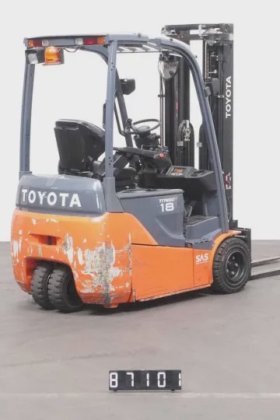 丰田三轮前装载机