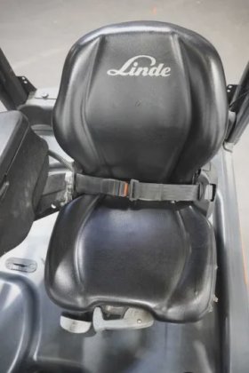 林德三轮前叉车