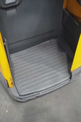 永恒力高举升卡车驾驶室