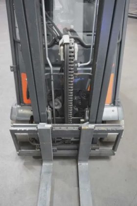 林德四轮前叉车