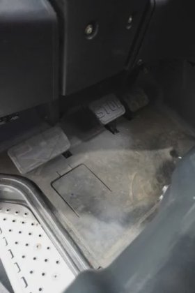 林德四轮前叉车