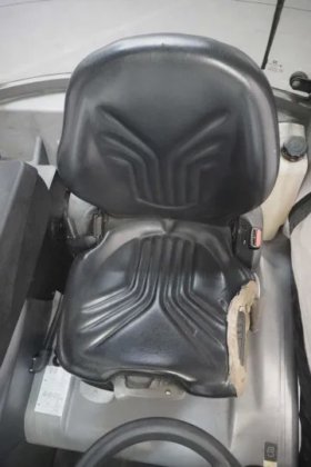 永恒力三轮前叉车