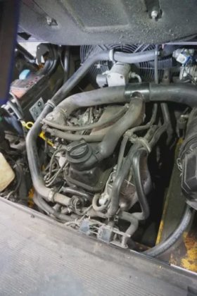 永恒力四轮前叉车