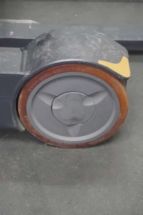 Crown-科朗前移式叉车