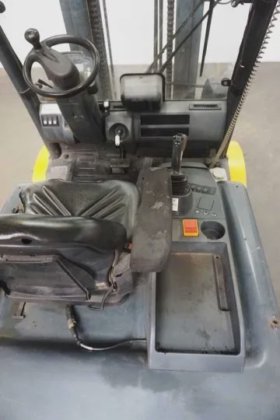 永恒力四轮前叉车